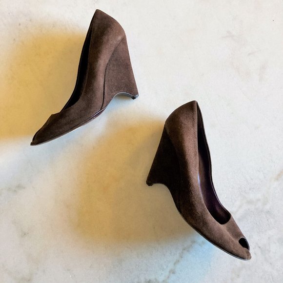 Miu Miu dark brown suede peep toe wedge / high heel pump / shoes (size 39.5) - Picture 6 of 8